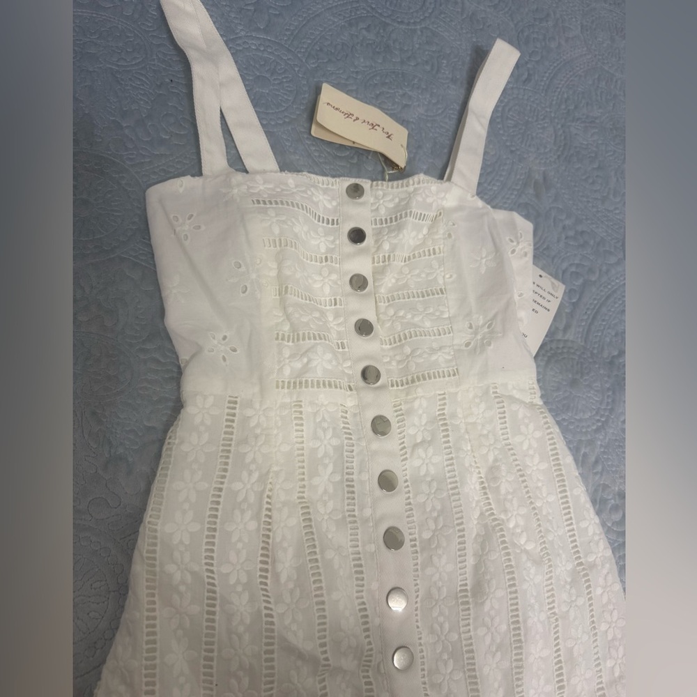 NWT For Love & Lemons Hermosa Eyelet Snap Dress - Picture 11 of 14